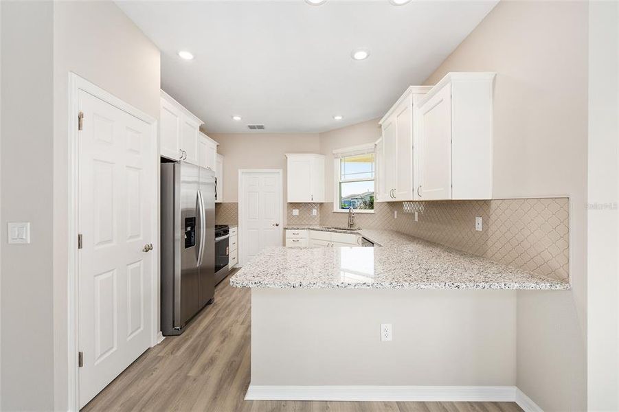 Furnished interior view inside a new home in , Ocala (Image 8).