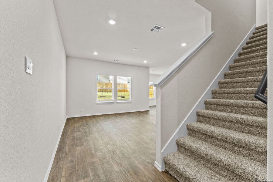 Spacious, unfurnished interior of a new home in Applewood, San Antonio (Image 26). Spacious, unfurnished interior of a new home in Applewood, San Antonio (Image 26).