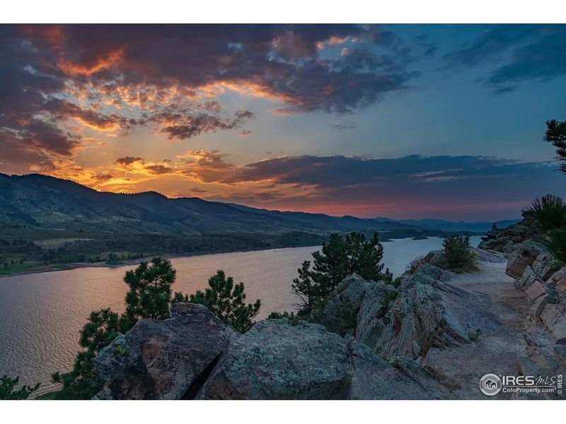 Natural landscape and outdoor views near Waterfield in Fort Collins (Image 26). Natural landscape and outdoor views near Waterfield in Fort Collins (Image 26).