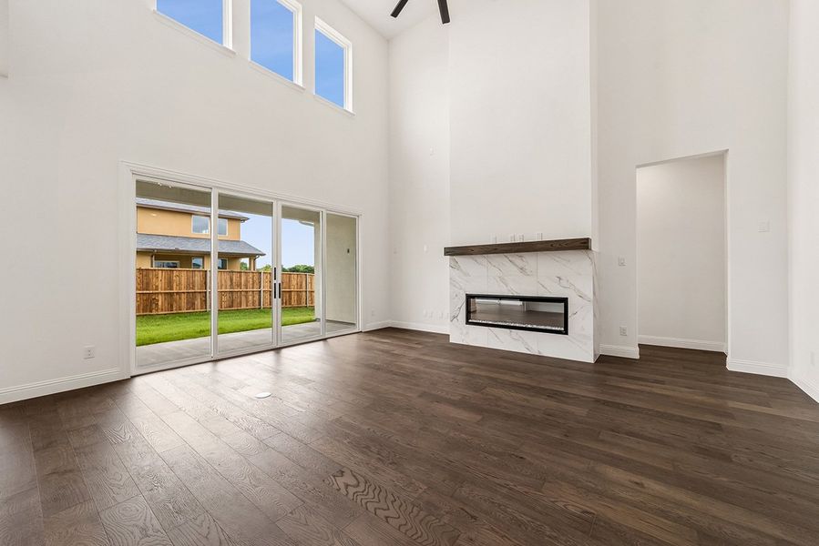 Representative unfurnished interior of a home built from the Diana by Landon Homes in Lexington Frisco, Frisco (Image 26).
