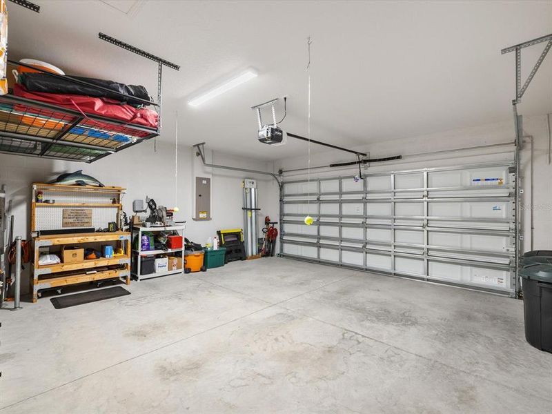 Spacious, unfurnished interior of a new home in , Hudson (Image 22).