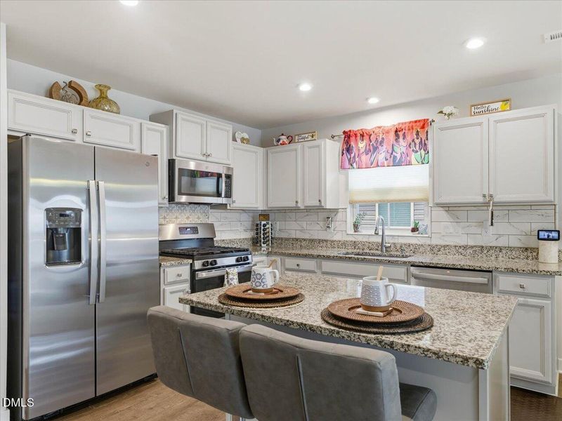 10-Kitchen 10-Kitchen