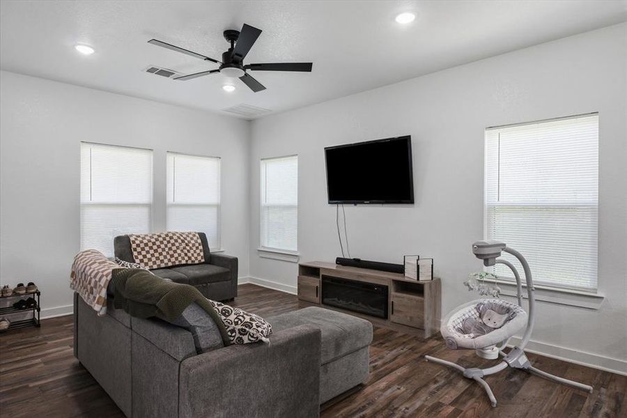 Furnished interior view inside a new home in , Grand Saline (Image 13).