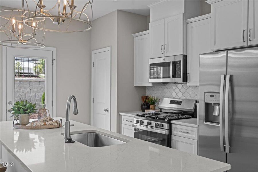 10-DSC00986 10-DSC00986