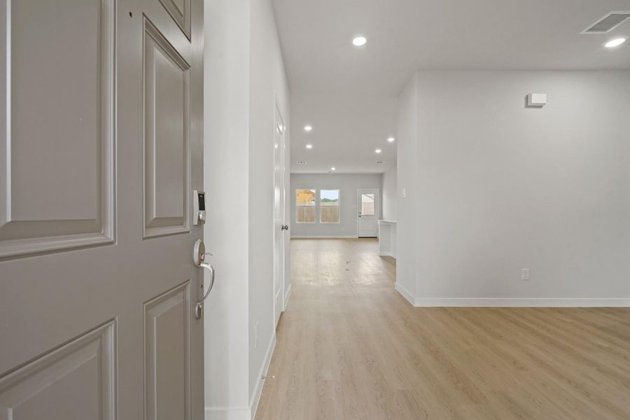 Image 19 of a home in Sherwood Glen.