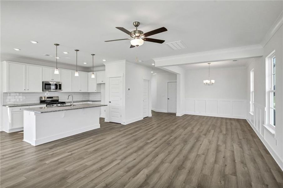 Spacious, unfurnished interior of a new home in Villas at Dawsonville, Dawsonville (Image 16). Spacious, unfurnished interior of a new home in Villas at Dawsonville, Dawsonville (Image 16).