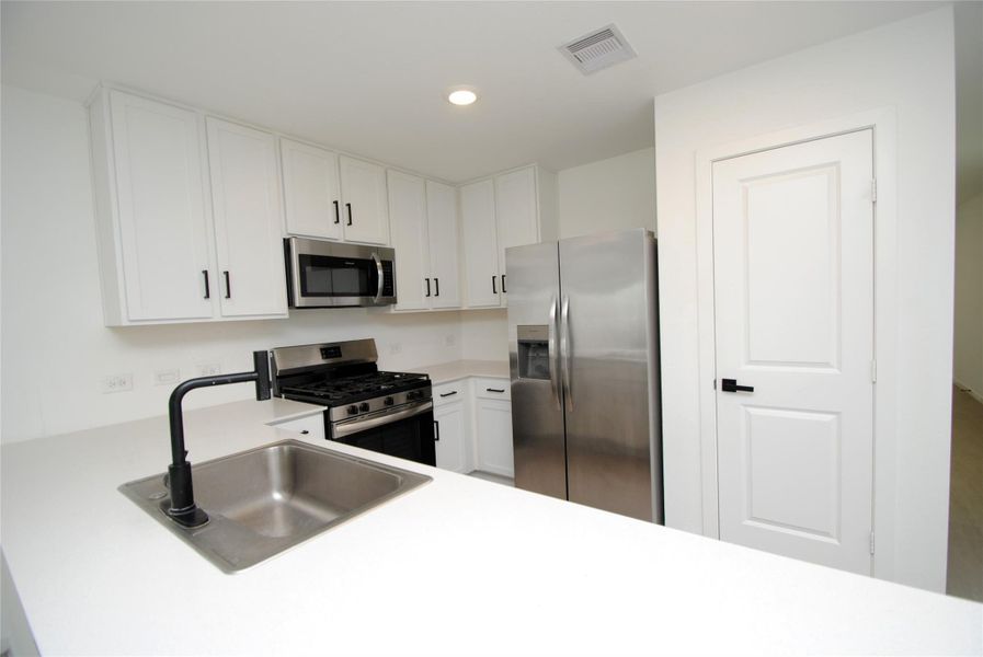 Furnished interior view inside a new home in Wharton Lakes, Wharton (Image 34).