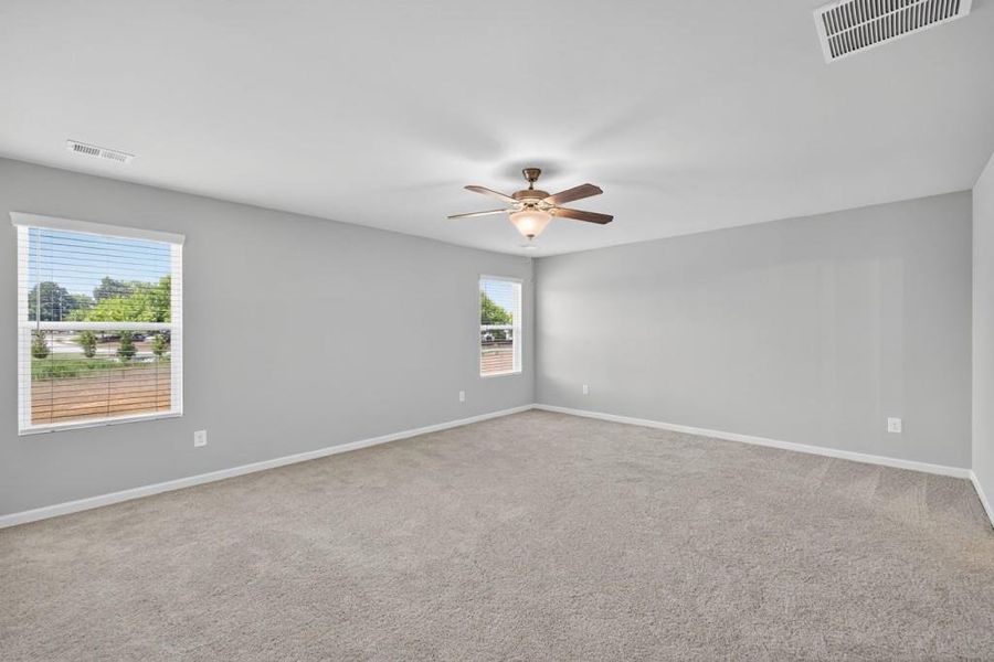 Spacious, unfurnished interior of a new home in The Reserve at Clocktower, Douglasville (Image 10).