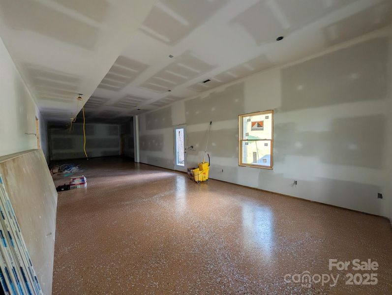 Image 33 of a home in . Image 33 of a home in .