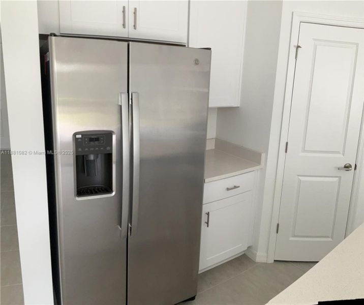 Furnished interior view inside a new home in , St. Cloud (Image 4).