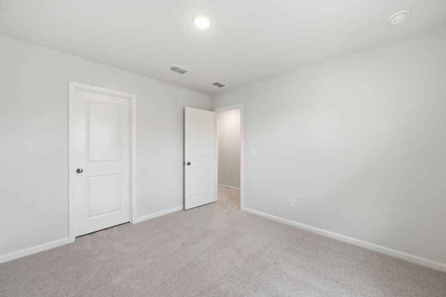 Spacious, unfurnished interior of a new home in Grand Arbor, Blythewood (Image 28).