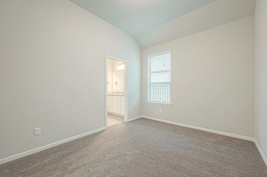 Spacious, unfurnished interior of a new home in Grand Magnolia, Magnolia (Image 35).
