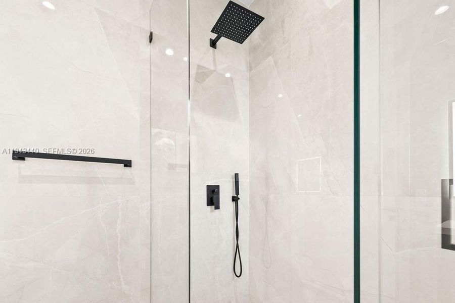 Close-up of interior finishes inside a home in , Fort Lauderdale (Image 20). Close-up of interior finishes inside a home in , Fort Lauderdale (Image 20).