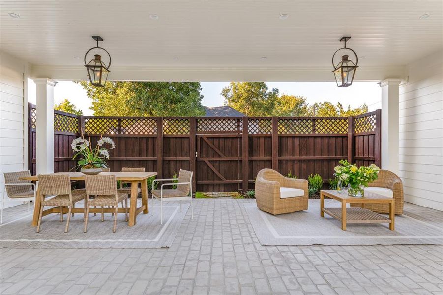 Image 27 of a home in . Image 27 of a home in .