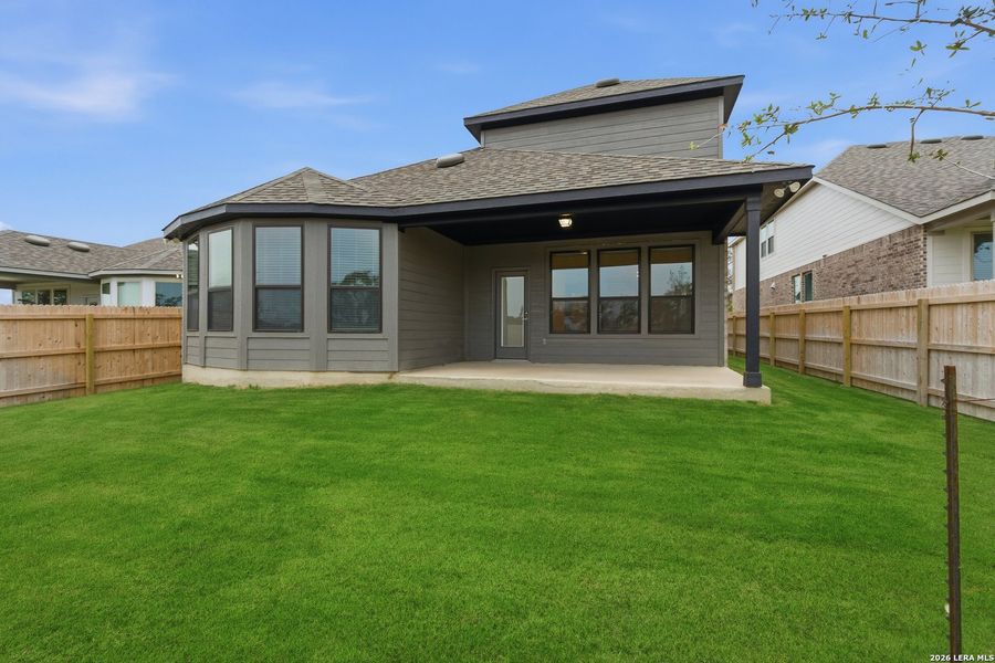 Exterior details and patio area of a home in Lily Springs, Seguin (Image 2).