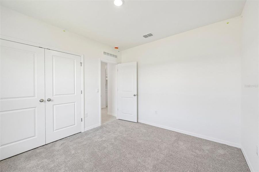 Spacious, unfurnished interior of a new home in Gulf Cove, Port Charlotte (Image 8). Spacious, unfurnished interior of a new home in Gulf Cove, Port Charlotte (Image 8).