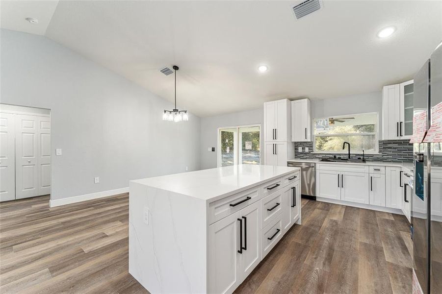 Furnished interior view inside a new home in , Dunnellon (Image 10).