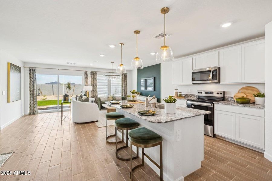 Easton Kitchen, Great Room, Model pic