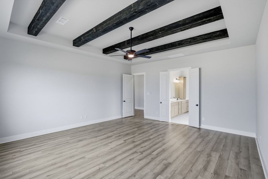 Spacious, unfurnished interior of a new home in Creekview Addition, Van Alstyne (Image 26). Spacious, unfurnished interior of a new home in Creekview Addition, Van Alstyne (Image 26).
