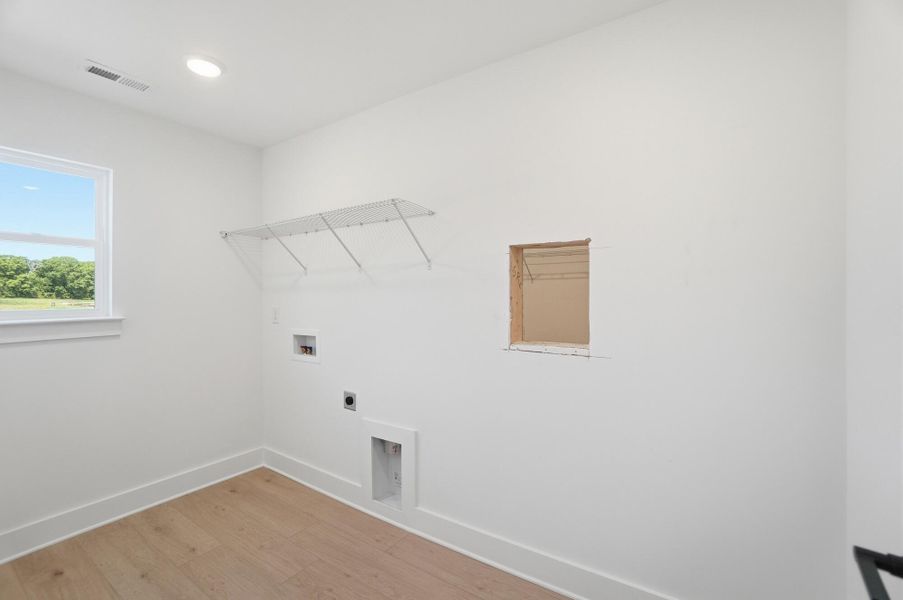 Spacious, unfurnished interior of a new home in Chasewood, Mint Hill (Image 43).