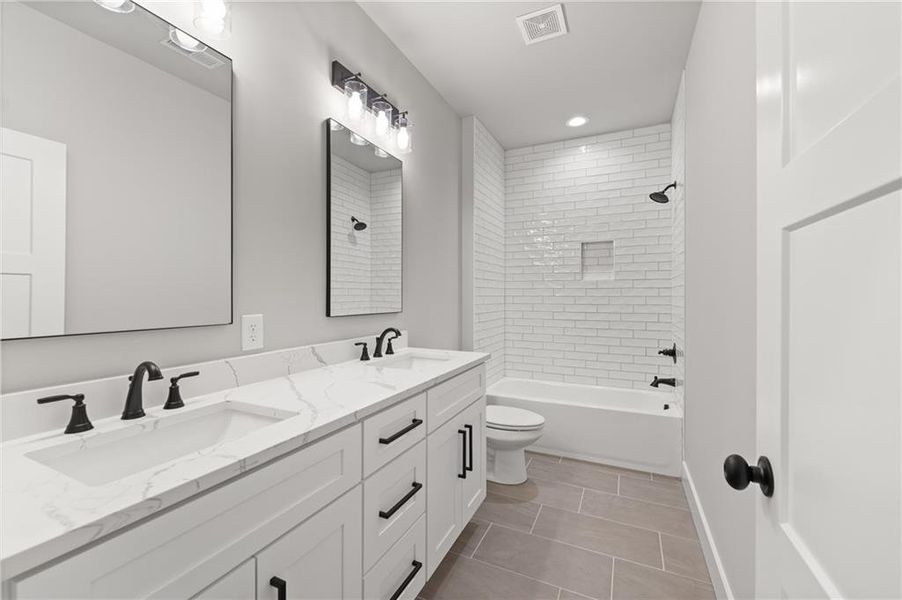 Furnished interior view inside a new home in , Dawsonville (Image 16).