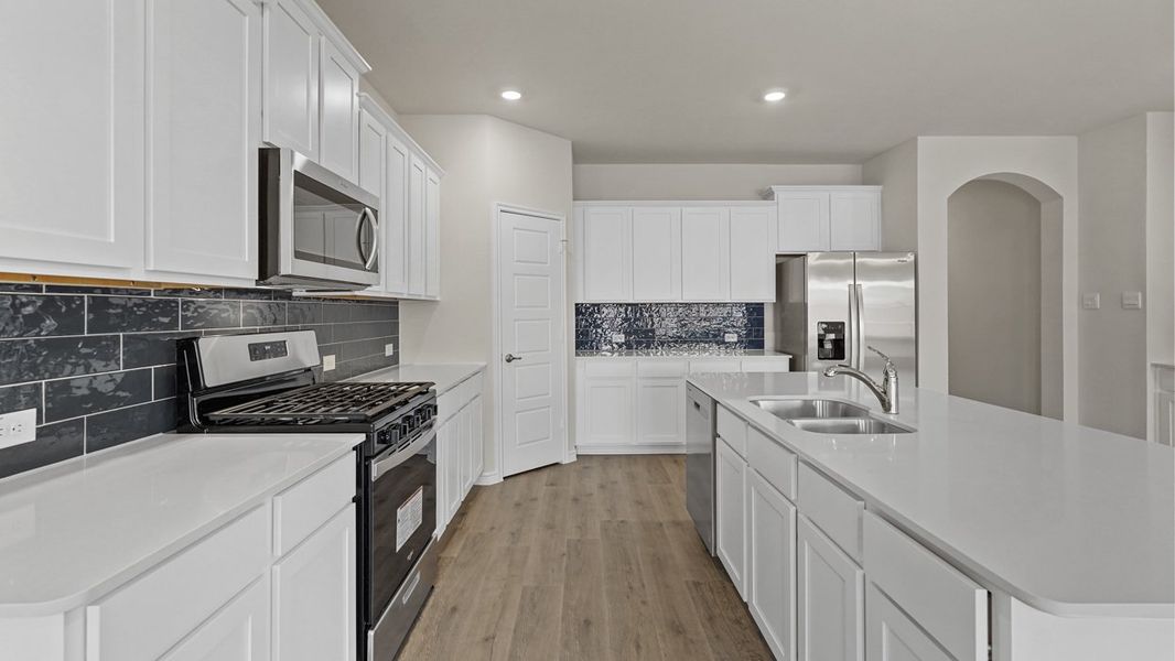 Furnished interior view inside a new home in Elevon, Lavon (Image 7).