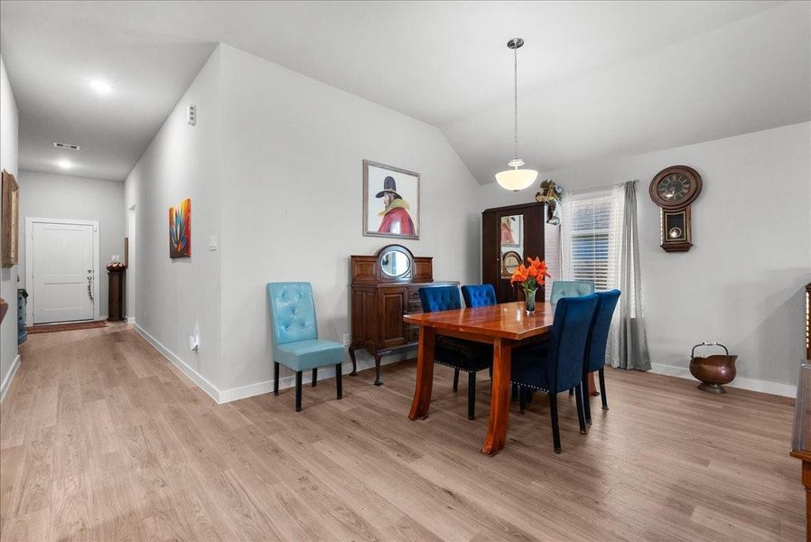 Furnished interior view inside a new home in Mustang Crossing, Alvin (Image 33).