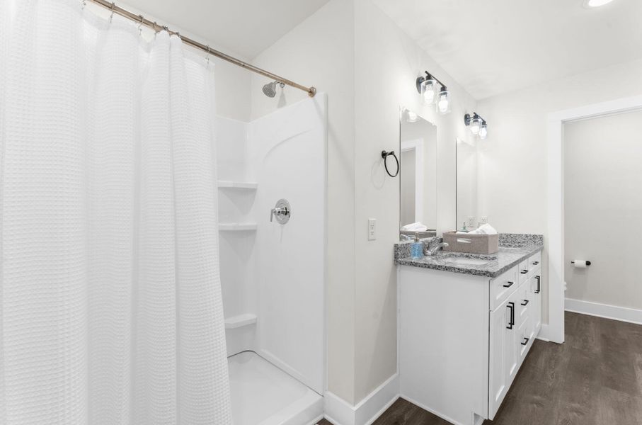 Furnished interior view inside a new home in , Hanahan (Image 34).