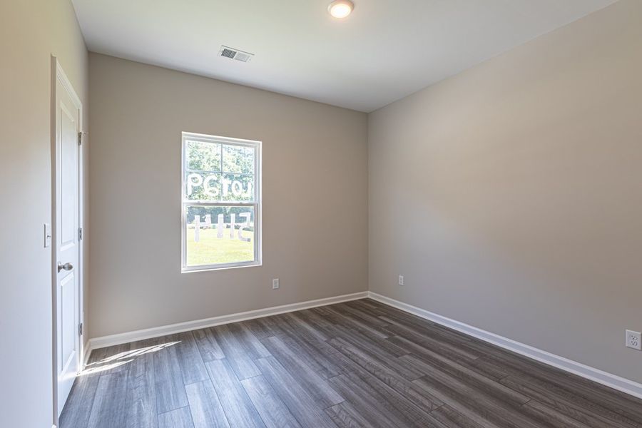 Representative unfurnished interior of a home built from the Dillon II by Great Southern Homes in Shady Grove, Conway (Image 48).