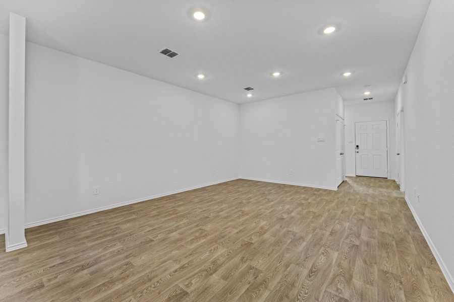 Spacious, unfurnished interior of a new home in , Kyle (Image 18).