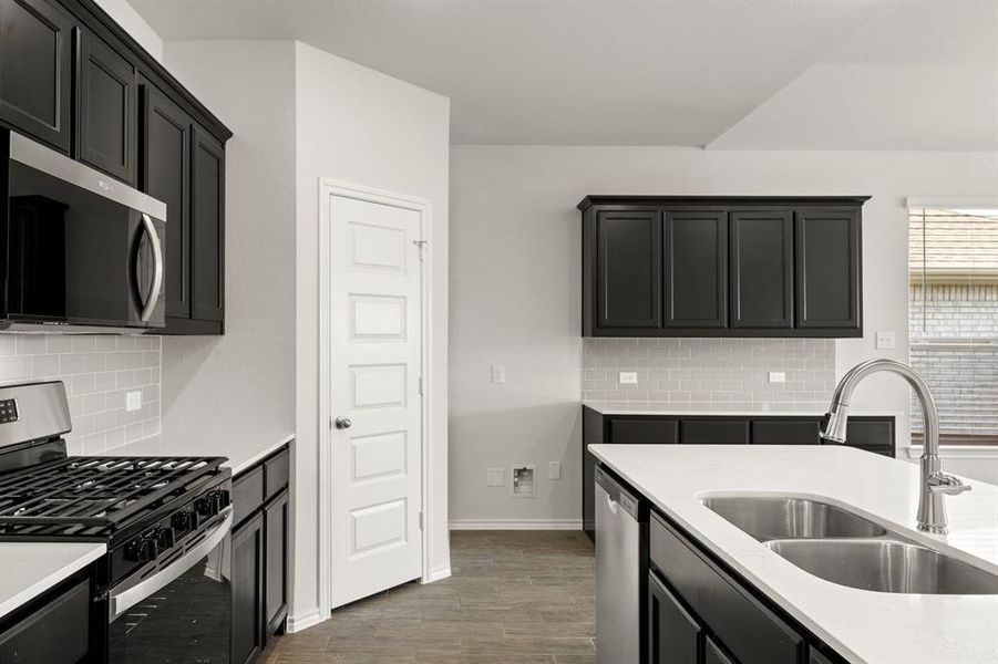 07. 203 Bandit - Kitchen (3) 07. 203 Bandit - Kitchen (3)