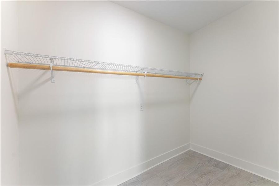 Spacious, unfurnished interior of a new home in , Gainesville (Image 56).