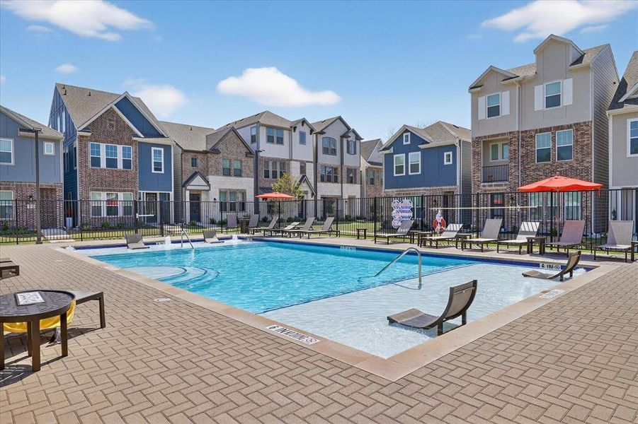 Community amenities in , Dallas (Image 17).