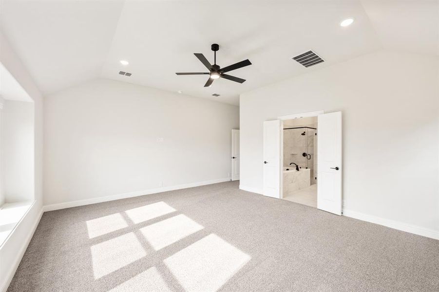 Spacious, unfurnished interior of a new home in Ridge Ranch Classic 60, Mesquite (Image 38).