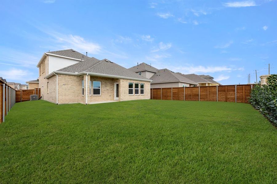 27. 1929 Saphire - Back (2) 27. 1929 Saphire - Back (2)