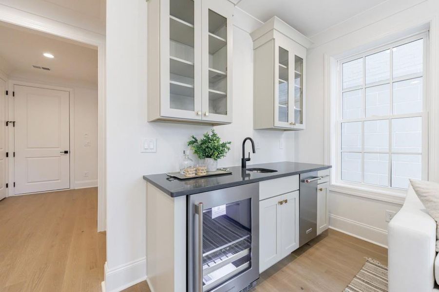 Furnished interior view inside a new home in , Alpharetta (Image 13).