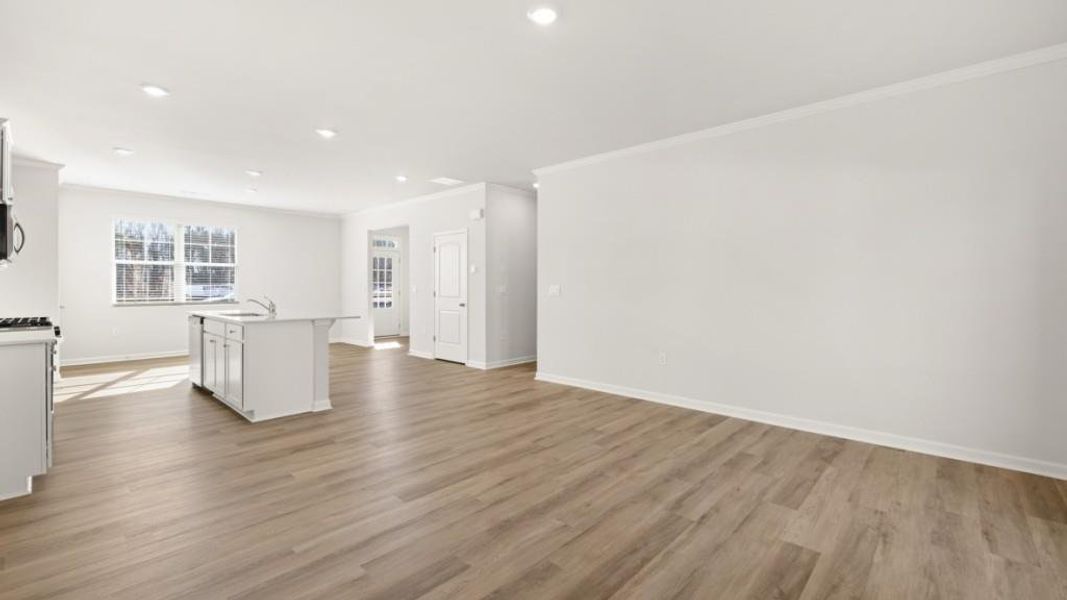 Spacious, unfurnished interior of a new home in Braselton Village, Braselton (Image 28).