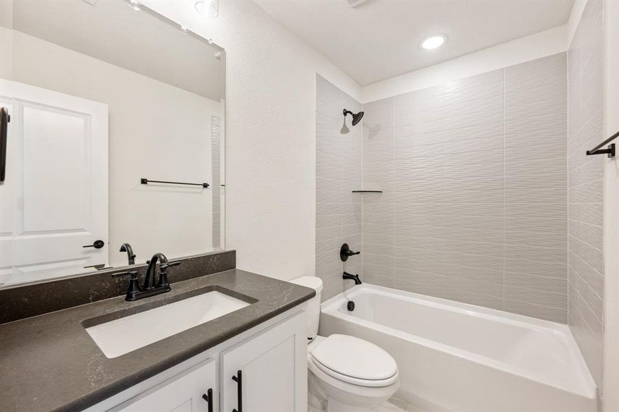 Furnished interior view inside a new home in Devonshire, Forney (Image 9).