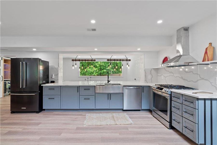 Furnished interior view inside a new home in , Atlanta (Image 35).