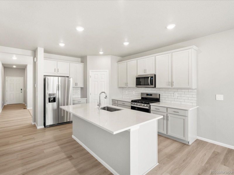 Photos are representative only and are not of the actual home. Actual finishes, elevation, and features may vary.