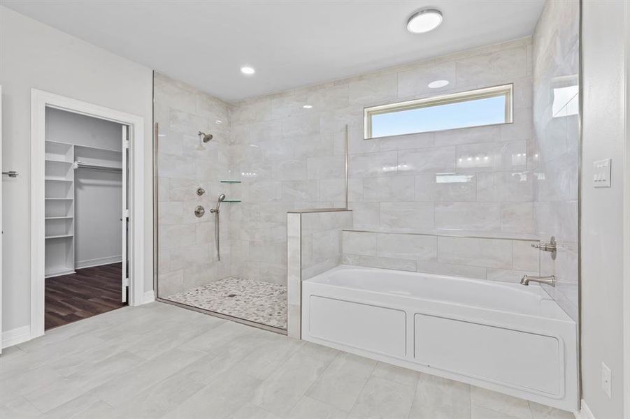 Furnished interior view inside a new home in , Lindale (Image 10).