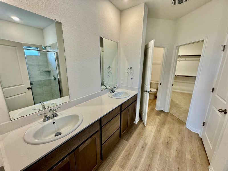 Furnished interior view inside a new home in Lexington Parke, Del Valle (Image 5).