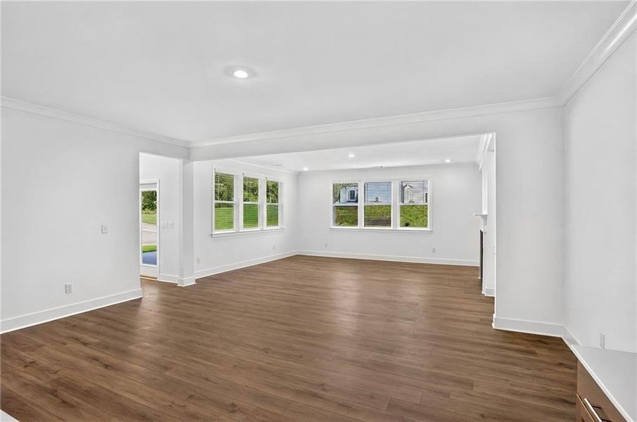 Spacious, unfurnished interior of a new home in Estates at Yellow Creek, Cumming (Image 18).