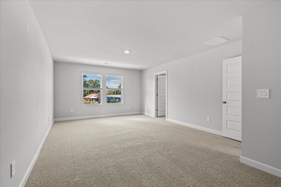 Spacious, unfurnished interior of a new home in Chatham Forest, Duncan (Image 18). Spacious, unfurnished interior of a new home in Chatham Forest, Duncan (Image 18).