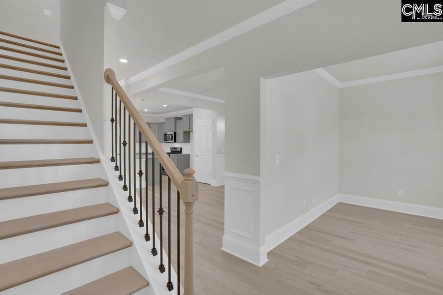 Spacious, unfurnished interior of a new home in Cottages at Roofs Pond, West Columbia (Image 13).