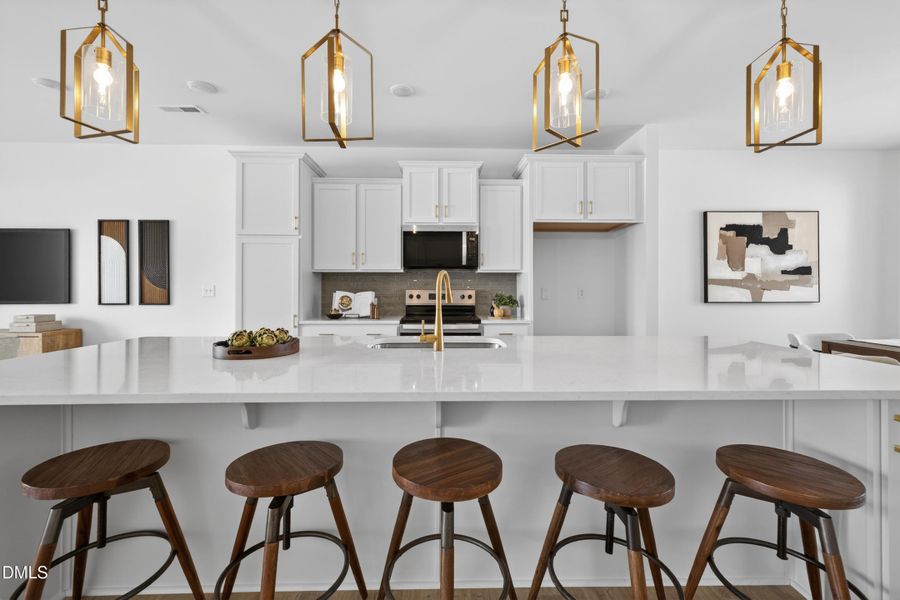 BSV 107 Devin 2098 EA3 IO (7)