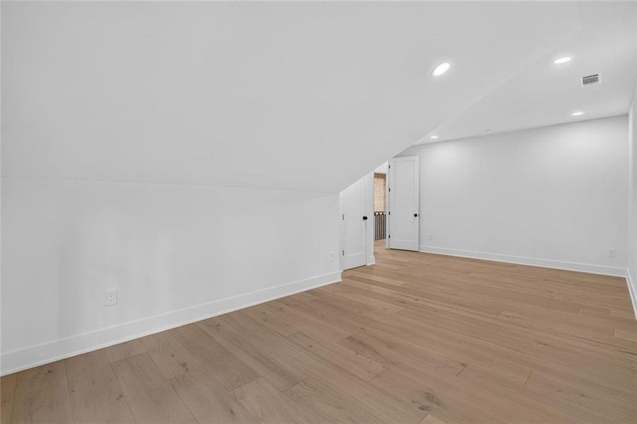 Spacious, unfurnished interior of a new home in , Loganville (Image 42). Spacious, unfurnished interior of a new home in , Loganville (Image 42).