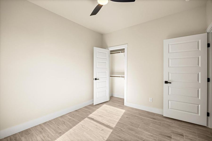 Spacious, unfurnished interior of a new home in , Granbury (Image 17).