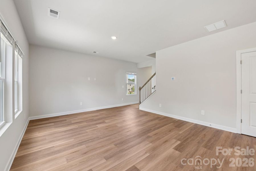 Photo is not of the actual home, but is an inspirational photo of builder’s model home and may depict options, furnishings, and/or decorator features that are not included Photo is not of the actual home, but is an inspirational photo of builder’s model home and may depict options, furnishings, and/or decorator features that are not included