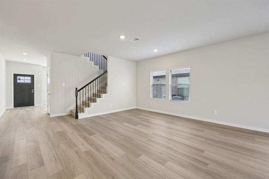 Spacious, unfurnished interior of a new home in Southridge - Signature Series, McKinney (Image 21). Spacious, unfurnished interior of a new home in Southridge - Signature Series, McKinney (Image 21).